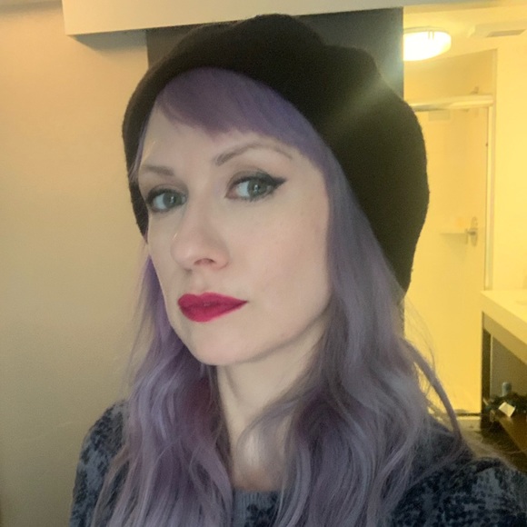 Meet your Posher, Di - Picture 1 of 8